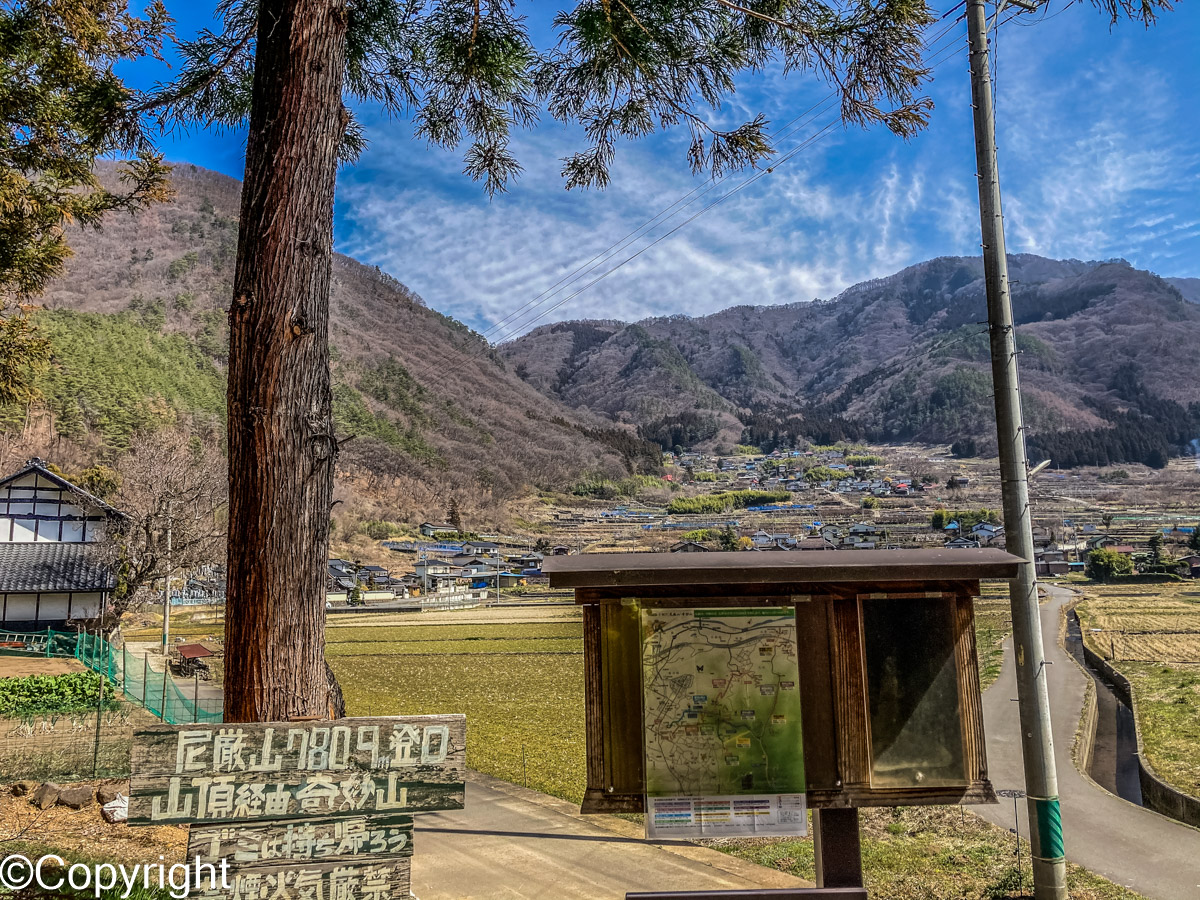 6564 - 松代 尼巌山・奇妙山