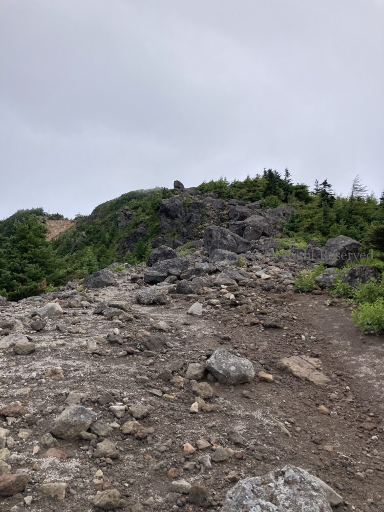 IMG 4882 - 穴場日帰り登山!湯の丸近く水ノ塔山・篭ノ登山はトレーニングにおすすめ IMG 4882 - 穴場日帰り登山!湯の丸近く水ノ塔山・篭ノ登山はトレーニングにおすすめ