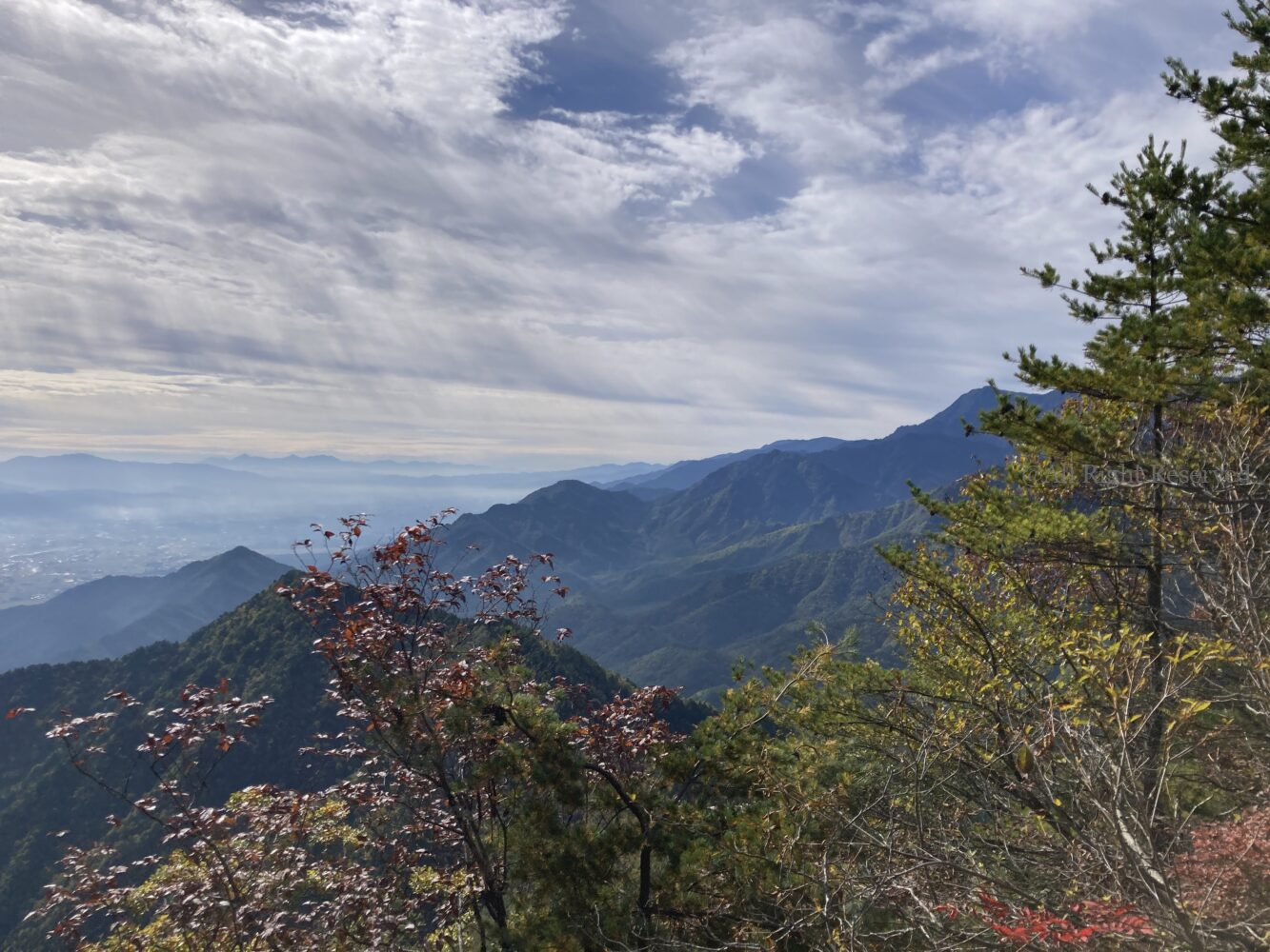 IMG 5220 - 紅葉の長野県 日帰り登山におすすめの鍬ノ峰 IMG 5220 - 紅葉の長野県 日帰り登山におすすめの鍬ノ峰