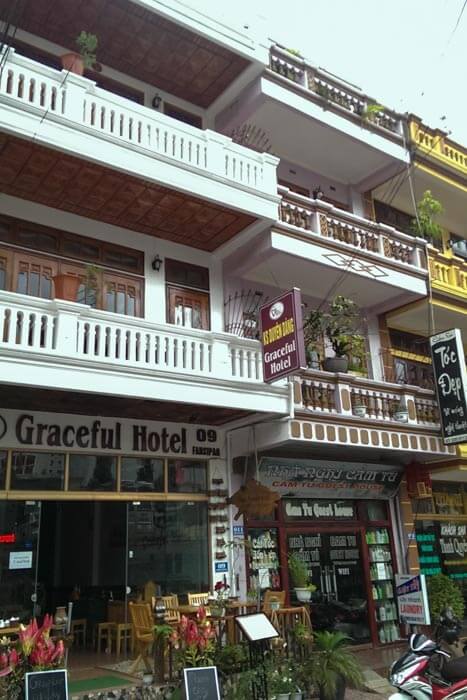 vietnam - 民族だらけのサパで500円以下の快適なGraceful Hotelに泊まる！ - サパ, アジア安宿