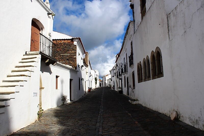 pt-alentejo - エヴォラからモンサラーシュ経由ファロへ - 旅ログポルトガル