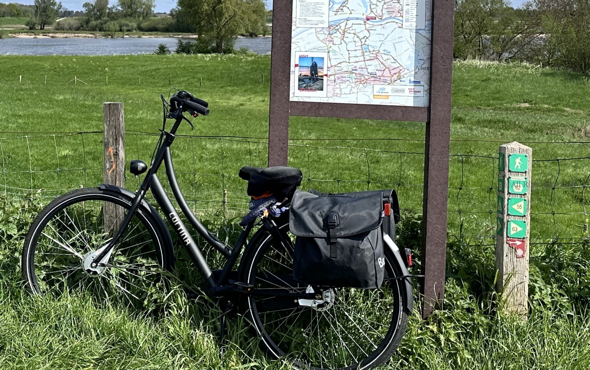 オランダの自転車事情!900kmを自転車で旅して知ったオランダの残念なところ - hollands - オランダの自転車事情!900kmを自転車で旅して知ったオランダの残念なところ - 宿泊, チャリ旅